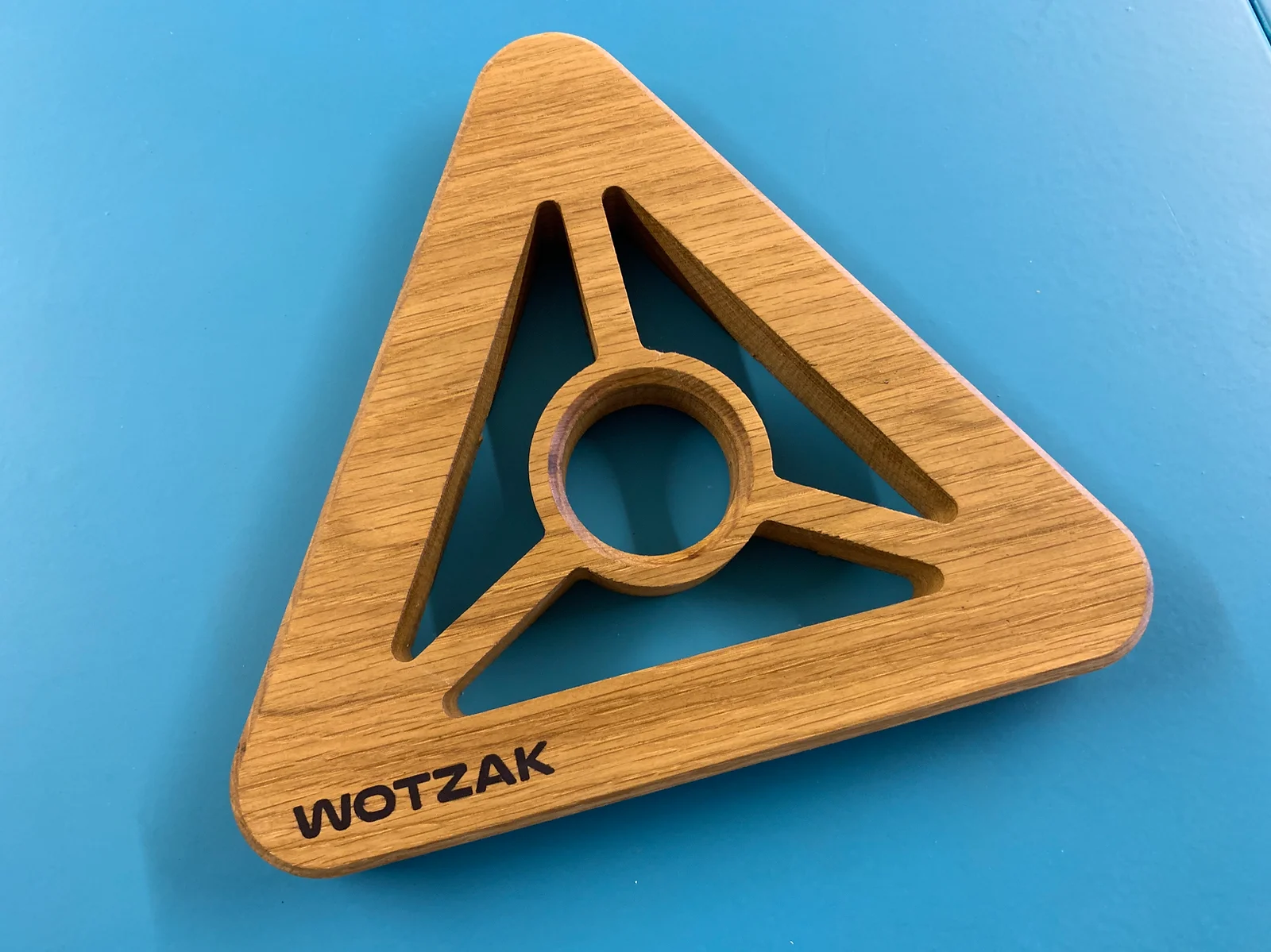 Trivet Triangular - Oak